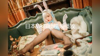 《极品CP魔手外购》疯狂大胆坑神躲进商场女厕独占一个坑位隔板缝中偸拍各种B形妹子方便极限特写镜头快要碰到B了 (2)