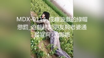 学校高校多人群P 一男生草女同学 旁边多位女生观看