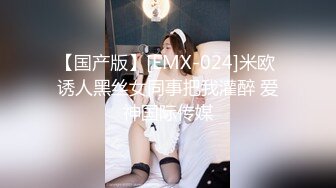 双胞胎姐妹回归，在狼友的指挥下脱光衣服自慰骚穴，淫声荡语跳蛋玩弄骚穴，各种骚姿势诱惑狼友打飞机别错过