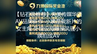 私房十月流出大神潜入纸箱厂女厕 全景后拍女员工尿尿几个年轻美女性感的大屁股