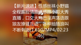 对白淫荡，极品大长腿完美身材阴钉骚女【金秘书】12月私拍，火锅店上桌道具发骚 (3)