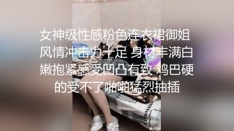 Ts善美妈妈，调教狗奴，两根鸡巴放在一起玩，吃屌足交，被妈妈艹射啦！