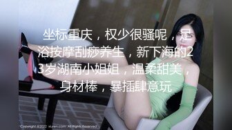  模特身材长发妹子坐在皮沙发上卖力吃鸡，后入露脸操逼，解锁超多姿势