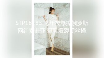 2024年新作，【甜甜小桃花】，女仆装，白嫩小少妇，无美颜的镜头下也颇有几分姿色，这黑乎乎的阴毛